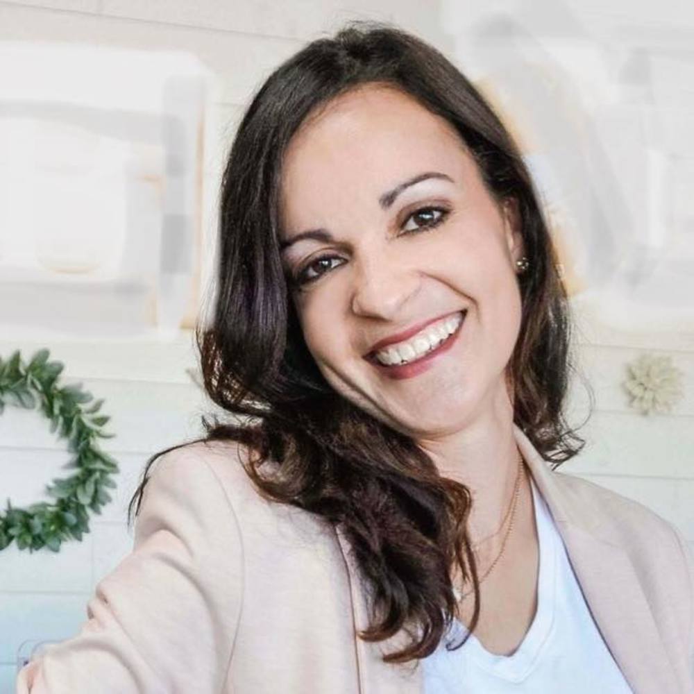 Meet your Posher, Jennifer